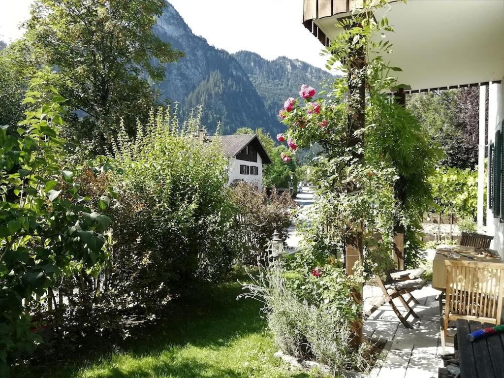 'Sissi' Ein Zaubehaftes Apartement Im Modernen Landhausstil オーバーアマーガウ エクステリア 写真