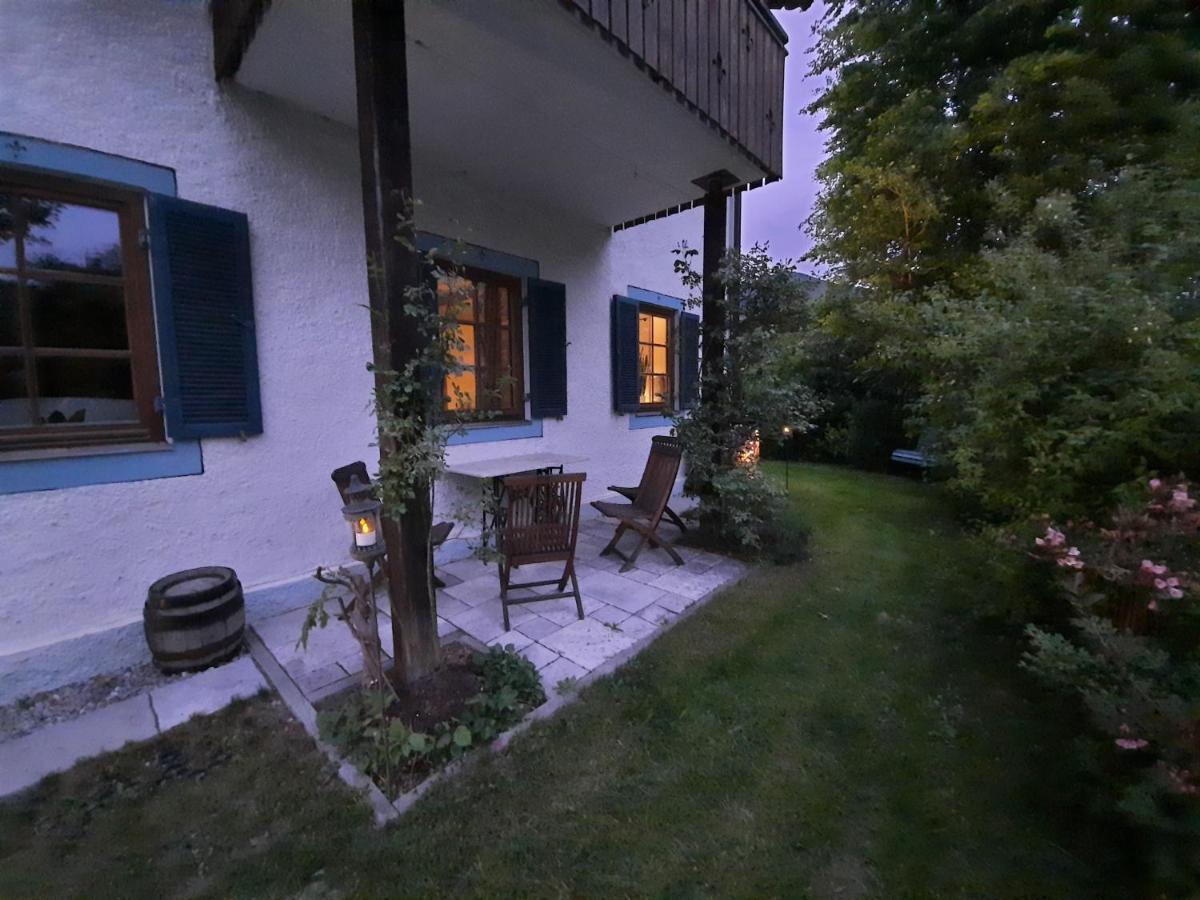 'Sissi' Ein Zaubehaftes Apartement Im Modernen Landhausstil オーバーアマーガウ エクステリア 写真